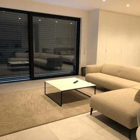 Garou Apartment